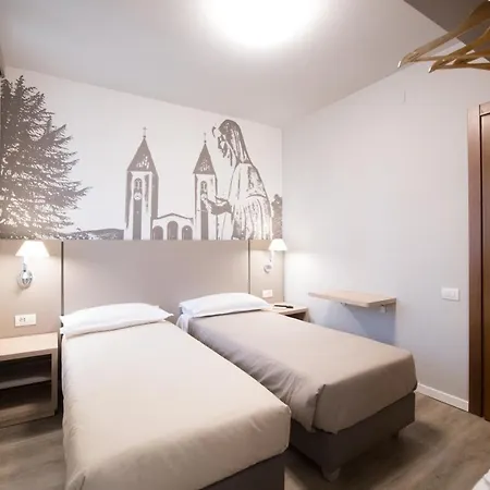 Al Santuario Di Fiorano Charming Hostel Fiorano Modenese Exterior photo